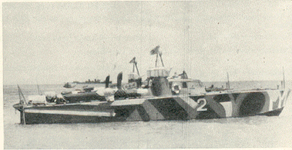 pt_boat.gif - 59001 Bytes