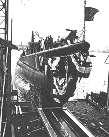 USS GUNNEL Sliding down the ways - May 17, 1942